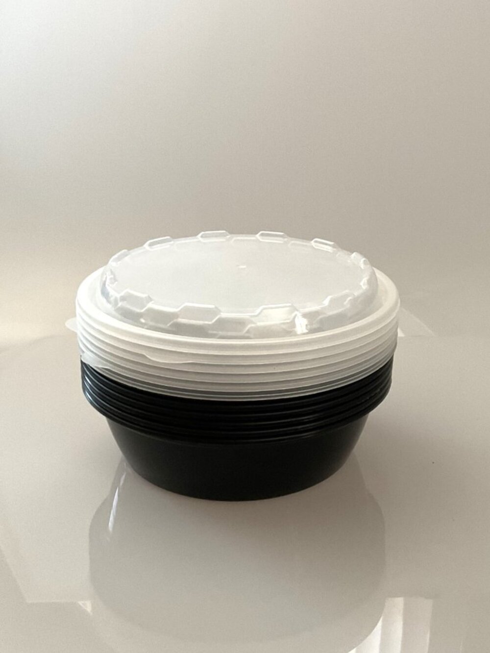 6-PACK ROUND BLACK FOOD CONTAINERS + CLEAR LIDS (CO-8245PP) USED ONCE LIKE NEW - Picture 2 of 9